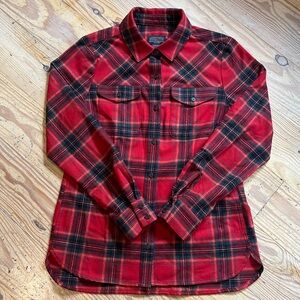 Women’s Pendleton Plaid Wool Shirt Size Small